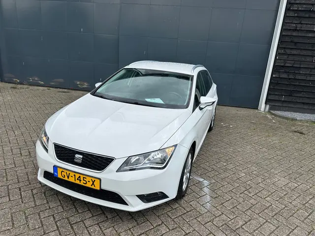 SEAT Leon ST 1.2 TSI Style 2015 Benzine 2