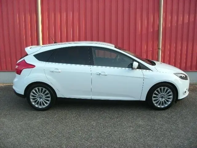 Ford Focus 1.0 EcoBoost Titanium / Airco / Navi 2012 Benzine 7