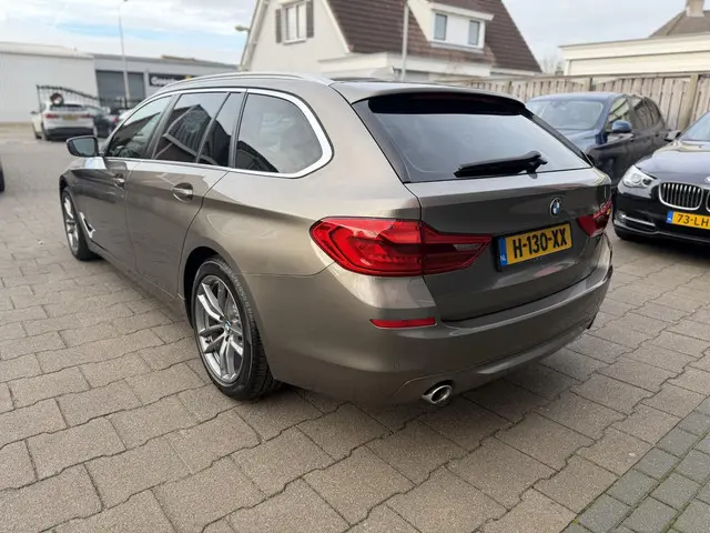 BMW 5 Serie Touring 520d Executive 2019 Diesel 7