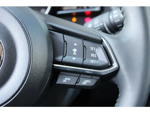 Mazda 2 1.5 e-SkyActiv-G 90 Exclusive-Line 2025 Benzine 16