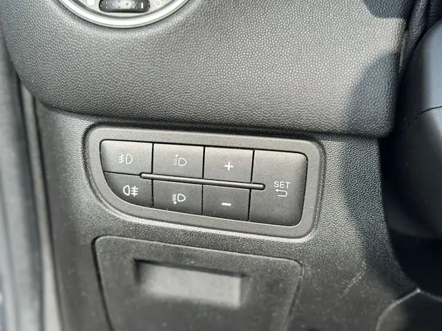 Fiat Punto Evo 0.9 TwinAir Lounge 2016 Benzine 24