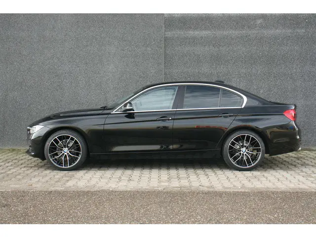 BMW 3 Serie 2
