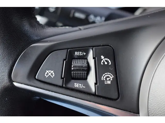 Opel ADAM 1.0 Turbo Jam 2015 Benzine 24