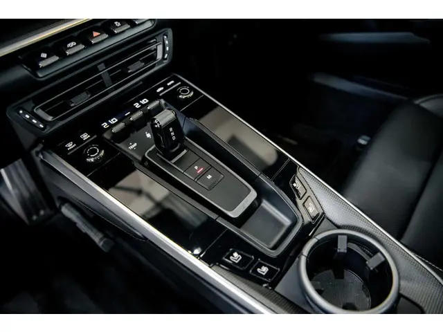 Porsche 911 Turbo S Coupé 2021 Benzine 30