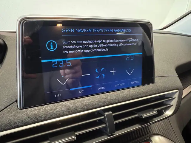 Peugeot 5008 1.2 PureTech Allure 2019 Benzine 30