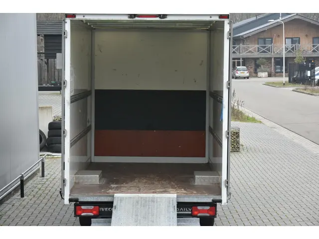Iveco Daily hi-matic 35C14 2.3 410 2018 Diesel 19