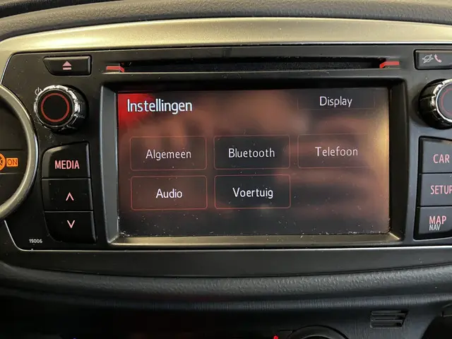 Toyota Yaris 1.3 VVT-i Dynamic 2014 Benzine 23
