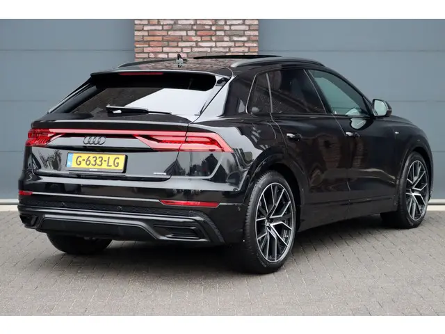 Audi Q8 50 TDI quattro S-Line | 2019 Hybride Diesel 7