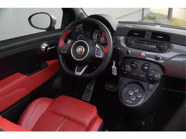 Fiat 500C 1.4 T-Jet Abarth Turismo 2015 Benzine 5