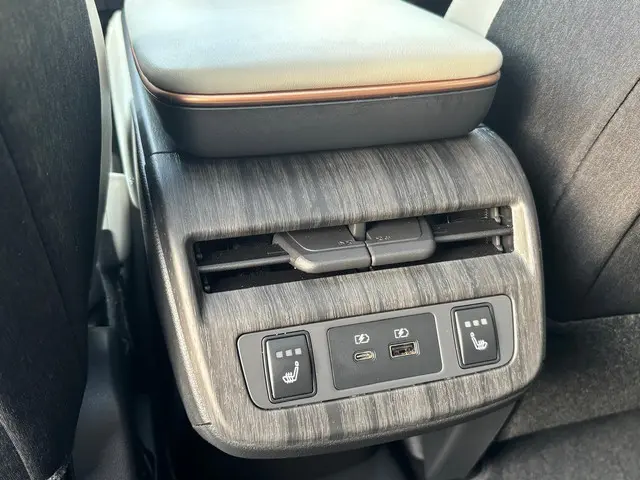 Nissan ARIYA Evolve 87 kWh 2022 Elektrisch 39