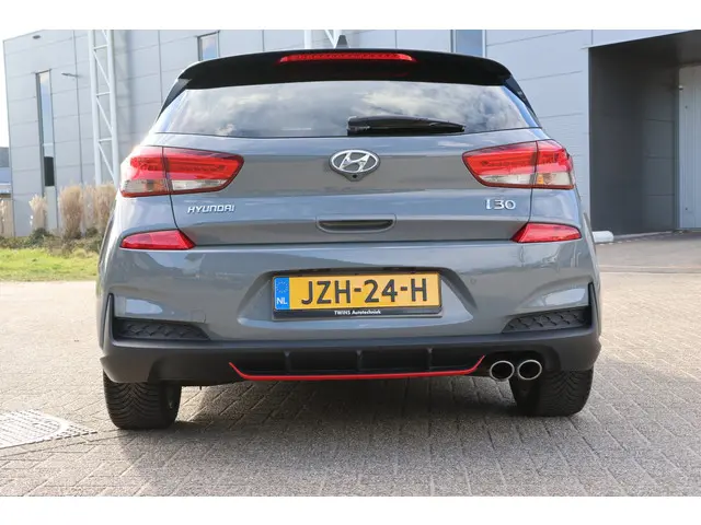 Hyundai i30 1.0 T-GDI Premium N-Line 2019 Benzine 12
