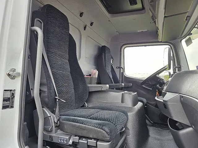 Mercedes-Benz Atego 818 2021 Diesel 7