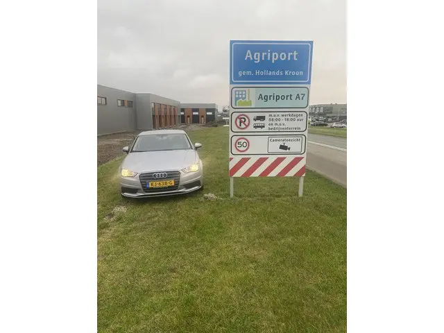 Audi A3 Limousine 1.6 TDI Attraction Pro Line 2015 Diesel 6