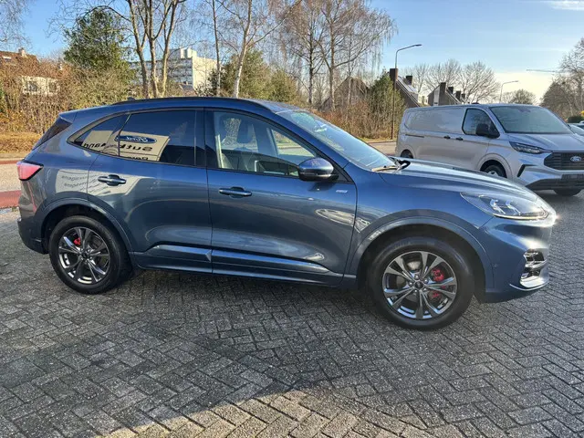 Ford Kuga 2.5 PHEV ST-Line X 2022 Hybride Benzine 8