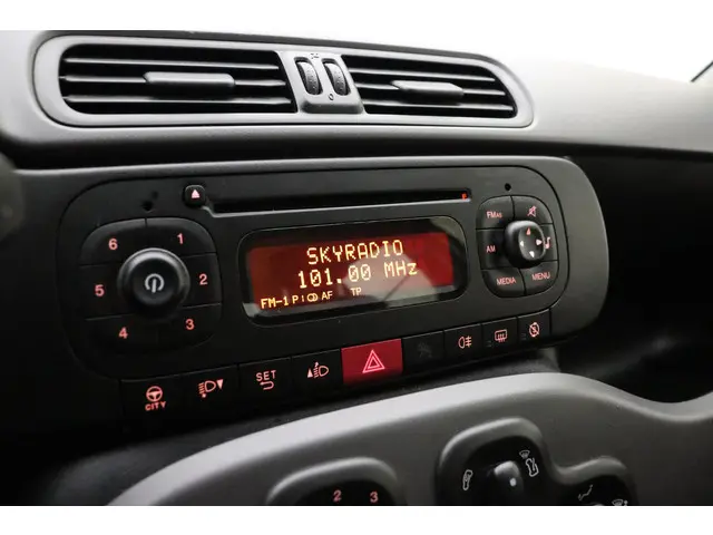Fiat Panda 0.9 TwinAir Edizione Cool 2016 Benzine 17
