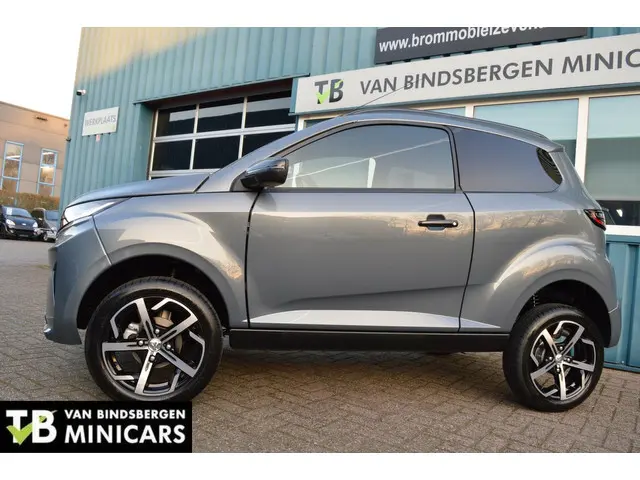 Aixam Crossover Brommobiel Premium 2024 Diesel 24