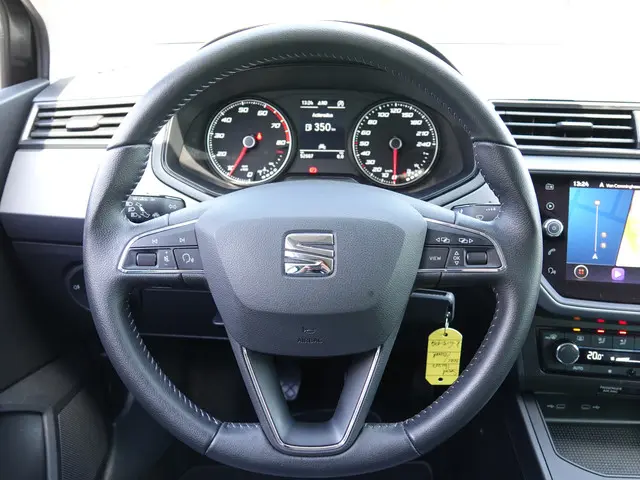 SEAT Ibiza 1.0 TSI 95pPK Style Bus. Int. 2021 Benzine 25