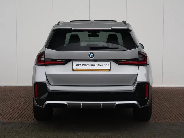 BMW X1 sDrive20i 2024 Benzine 10