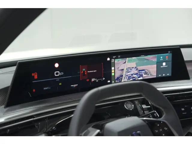 Peugeot 5008 HYbrid 145 e-DCS6 GT 2025 Hybride Benzine 55