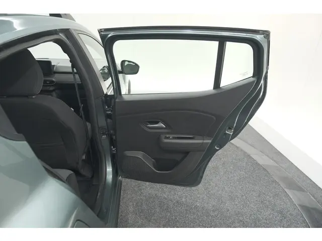 Dacia Sandero Stepway TCe 90 Extreme 2024 Benzine 61