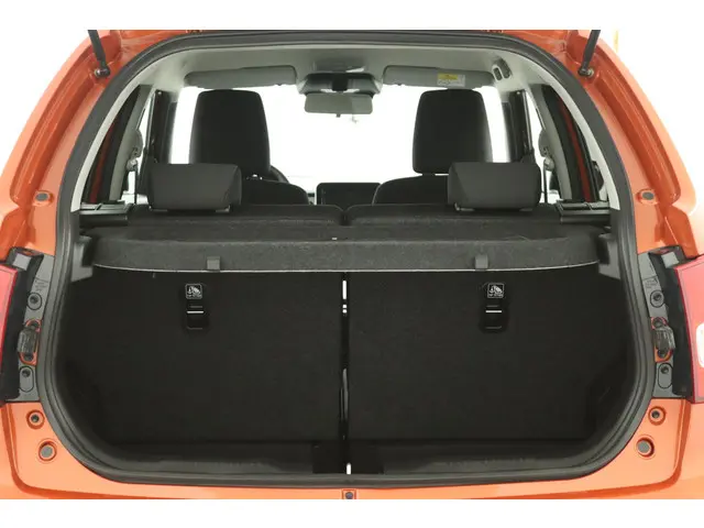 Suzuki Ignis 1.2 Smart Hybrid Style 2023 Benzine 23