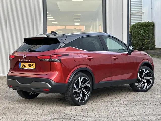 Nissan QASHQAI 1.3 MHEV Xtronic Tekna Plus 2023 Benzine 2