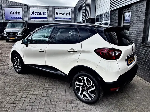 Renault Captur 1.2 TCe Bose 2018 Benzine 41
