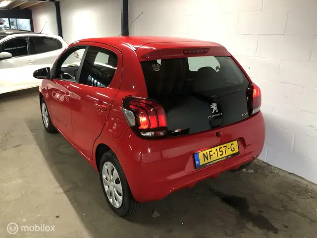 Peugeot 108 1.0 e-VTi Blue Lion 2016 Benzine 6
