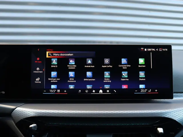 BMW 3 Serie 330e Sedan 2025 Hybride Benzine 32