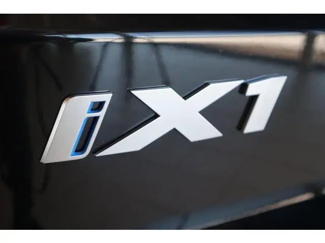 BMW iX1 eDrive20 2025 Elektrisch 32