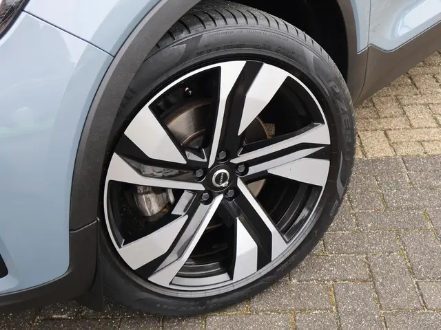 Volvo XC40 B3 Plus Dark 2023 Benzine 5