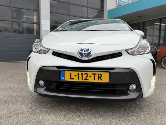 Toyota Prius 7 persoon + 1.8 Comfort 2017 Hybride Benzine 5