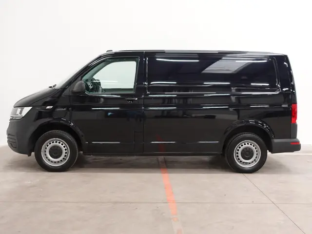 Volkswagen Transporter 110pk L1H1 2020 Diesel 26
