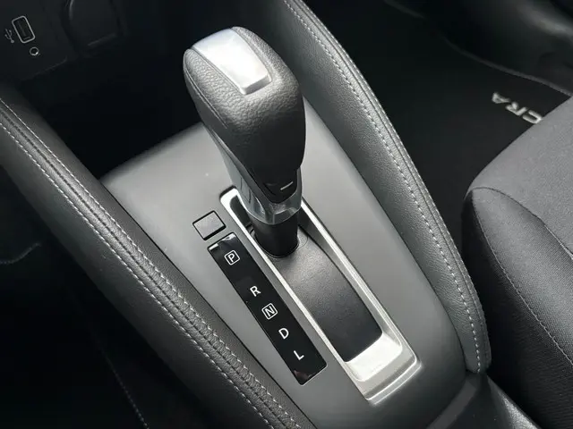 Nissan Micra IG-T 92 Xtronic Kiiro 2022 Benzine 18