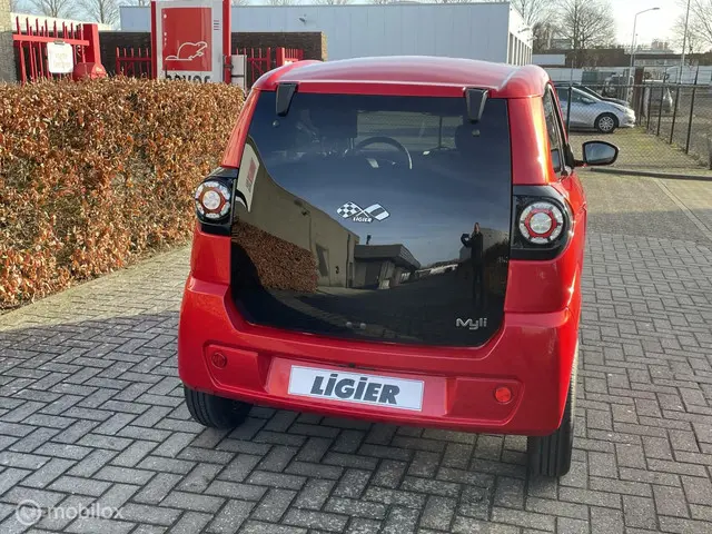 Ligier Myli Brommobiel I.DEAL 8 kWh 2025 Elektrisch 6