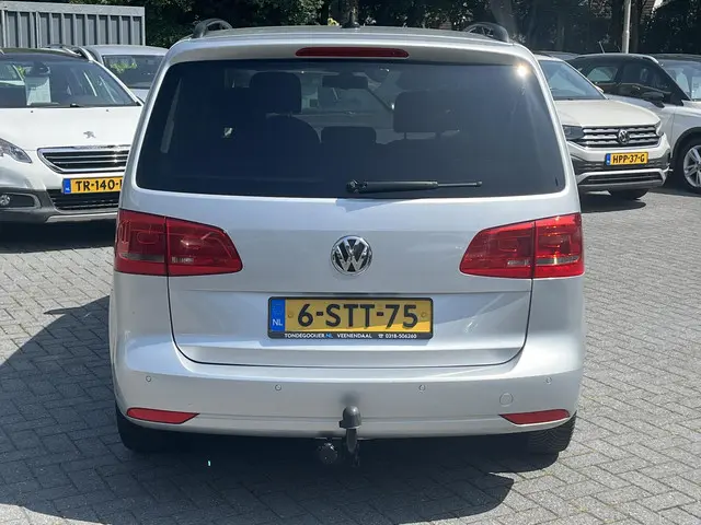 Volkswagen Touran 1.4 TSi DSG Business 2012 Benzine 4