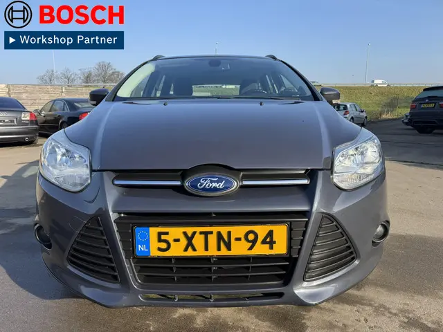 Ford Focus Wagon 1.6 TI-VCT Lease Titanium 2012 Benzine 2