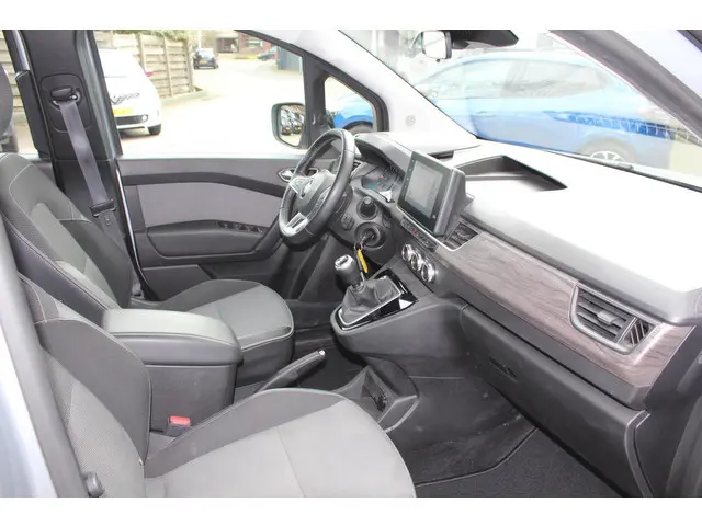 Renault Kangoo 1.3 TCe Techno 2023 Benzine 26