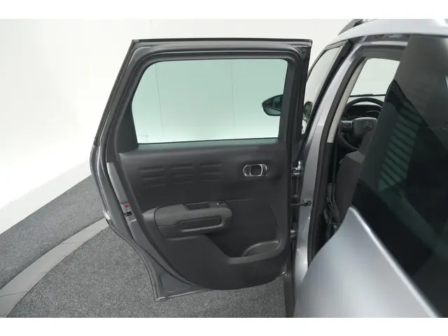 Citroën C3 Aircross PureTech 130 EAT6 Max 2024 Benzine 58