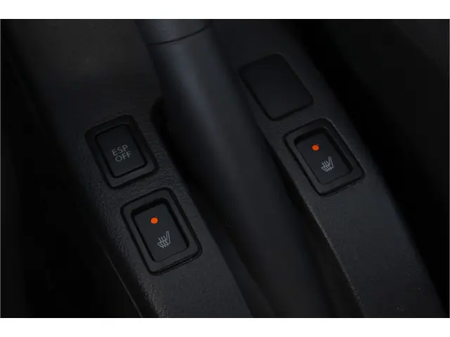 Suzuki SX4 1.6 Executive 2012 Benzine 16