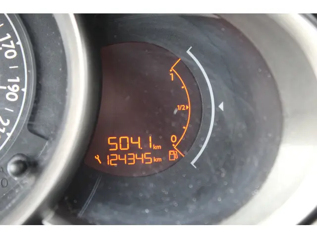 Citroën C3 1.2 PureTech Collection 2016 Benzine 15