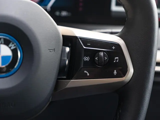 BMW iX xDrive50 2023 Elektrisch 34