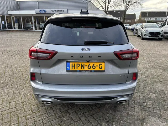 Ford Kuga 2.5 PHEV ST-Line X 2025 Hybride Benzine 6