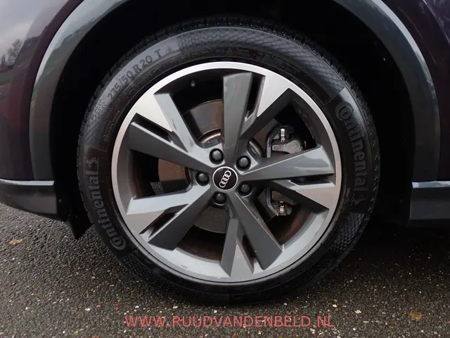 Audi Q4 e-tron 40 Launch edition 77kWh 2021 Elektrisch 9