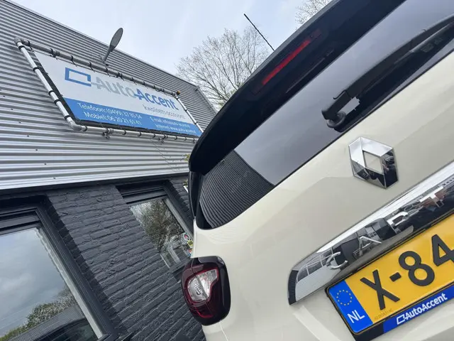 Renault Captur 1.2 TCe Bose 2018 Benzine 11