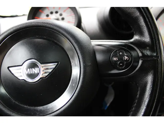 MINI Paceman Mini 1.6 Cooper Chili Automaat 2013 Benzine 13