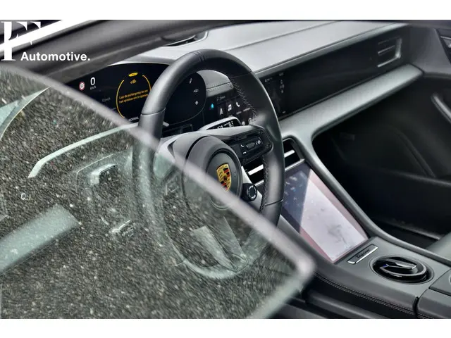 Porsche Taycan Turbo |ACC|PANO|BOSE|BTW Auto 2021 Elektrisch 38