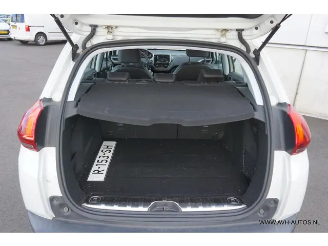 Peugeot 2008 1.2 PureTech GT-line 2017 Benzine 8