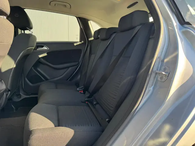 Mercedes-Benz B-Klasse 180 Ambition 2015 Benzine 5