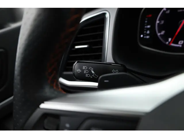 SEAT Ateca 1.5 TSI FR Business Intense 2023 Benzine 11